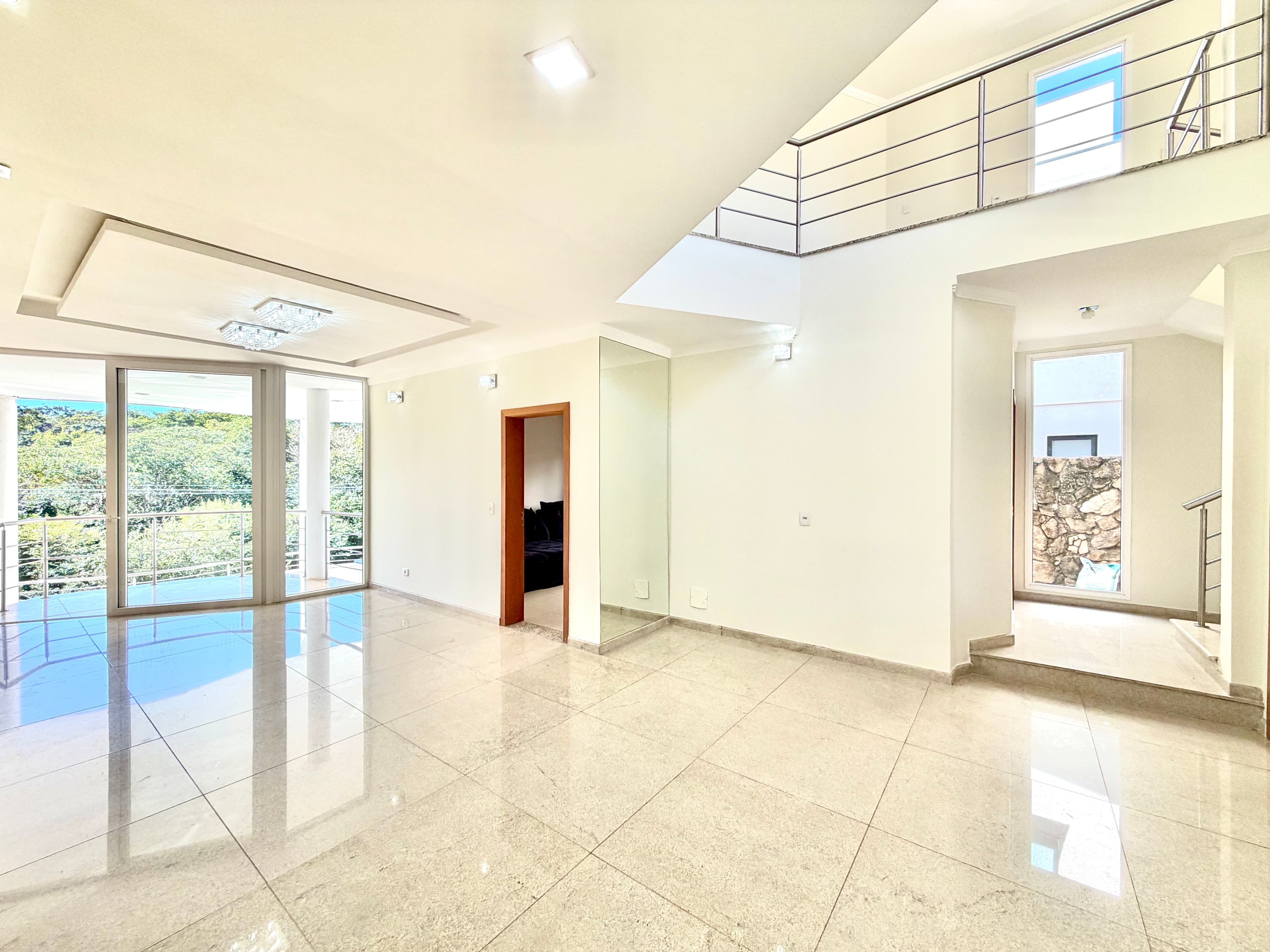 Casa em condomínio para alugar com 4 quartos, 349 m² - Alphaville Dom Pedro