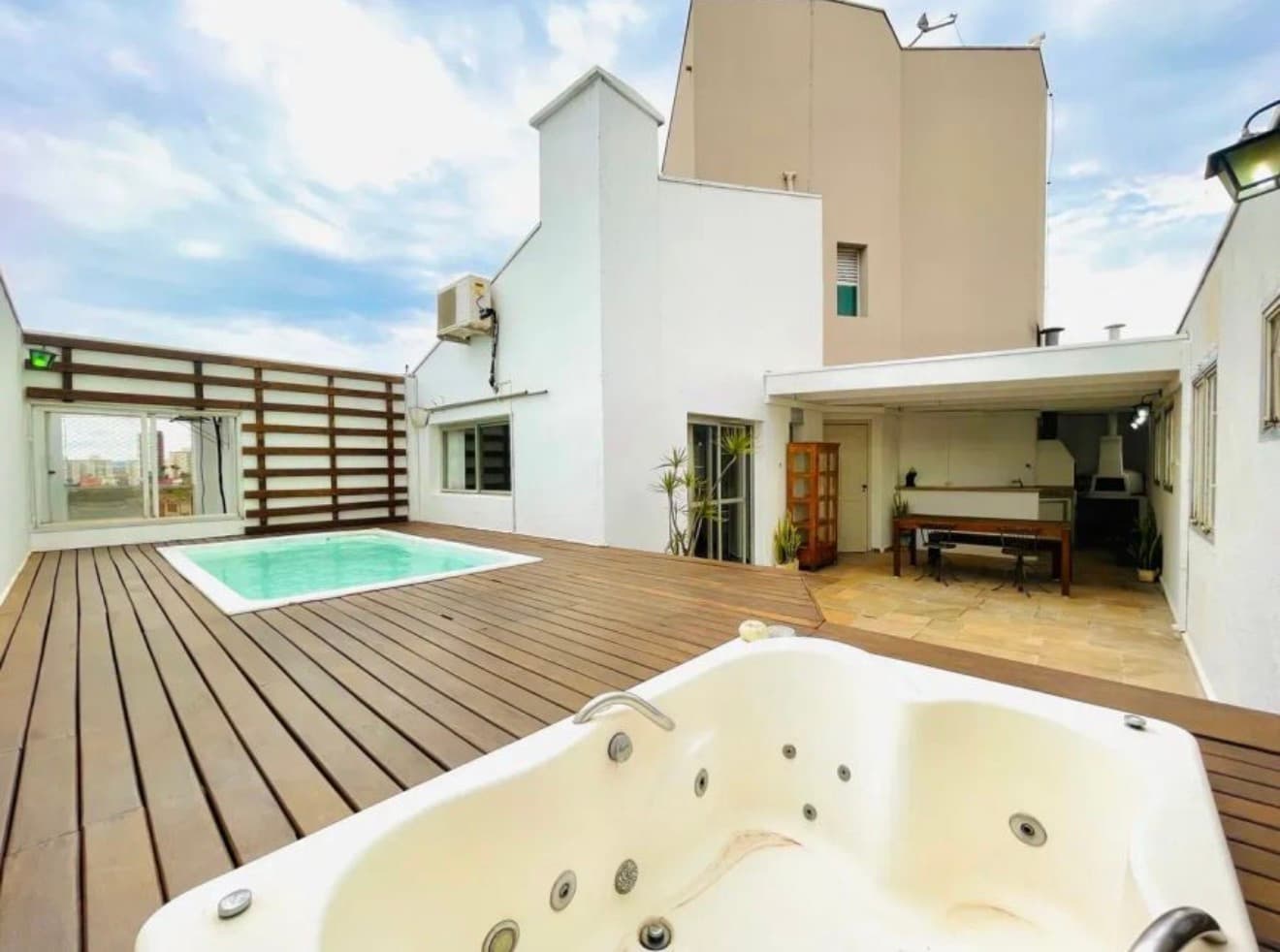 Apartamento à venda com 3 quartos, 182 m² - Jardim Flamboyant