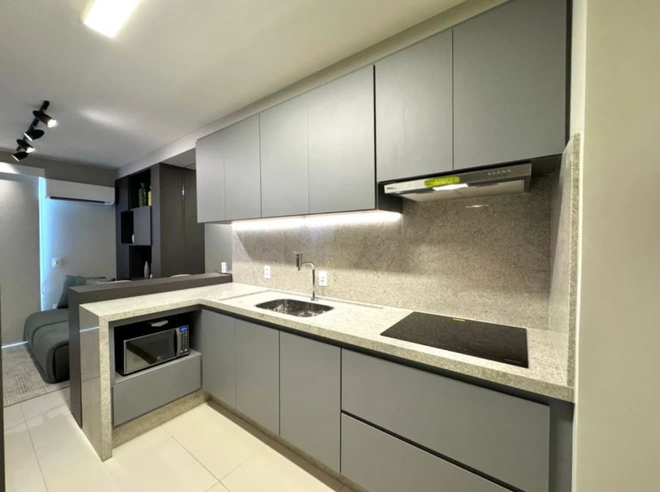 Apartamento para alugar com 10 quartos, 45 m² - Vila Itapura — foto 5