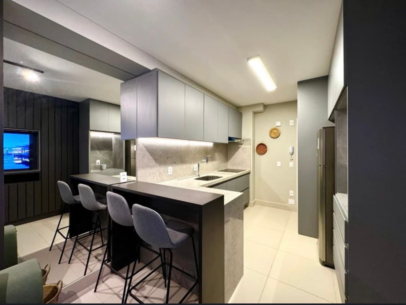 Apartamento para alugar com 1 quarto, 42 m² - Vila Itapura
