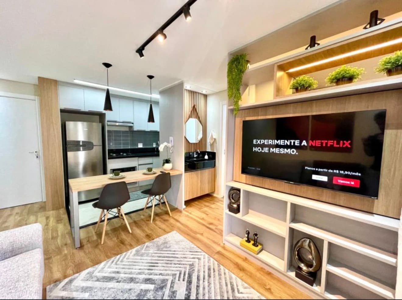 Apartamento à venda com Mobiliado e 1 quarto, 42 m² - Vila Itapura