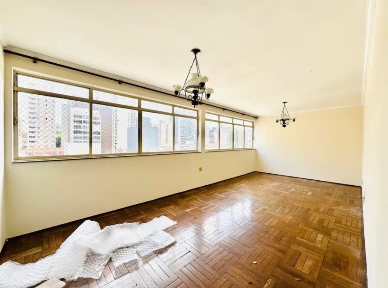 Apartamento à venda com 3 quartos, 168 m² - Centro — foto 2