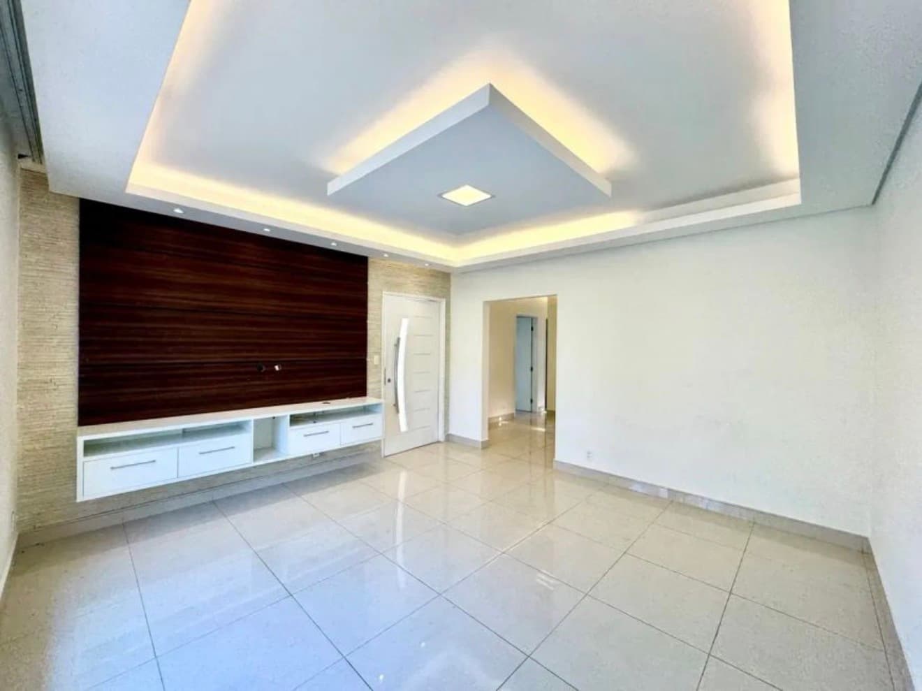 Casa em condomínio à venda e para locação com 3 quartos, 305 m² - Sousas — foto 2