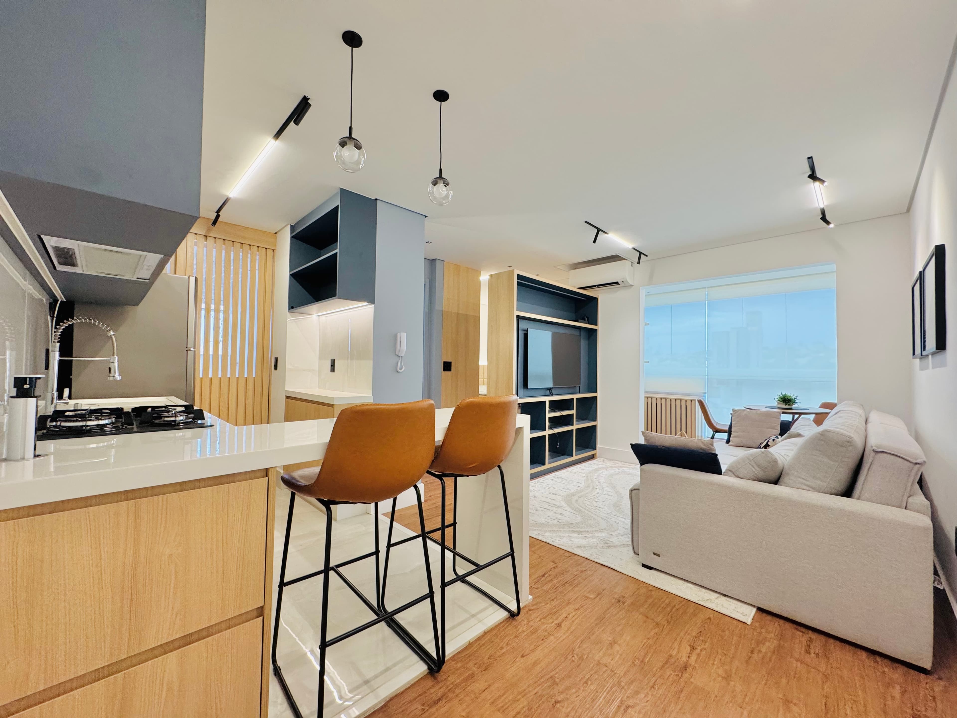 Apartamento para alugar com 1 quarto, 42 m² - Vila Itapura