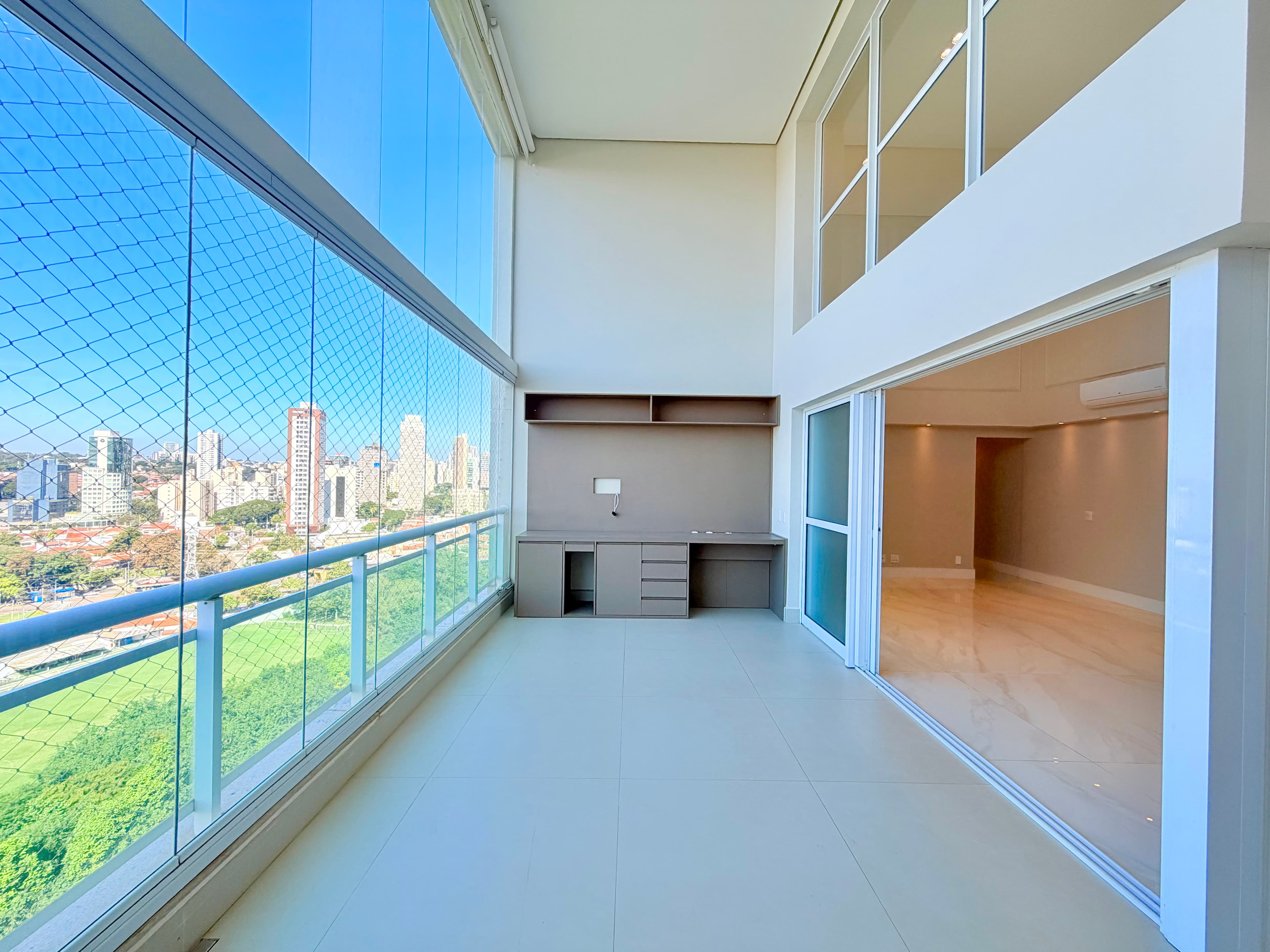 Apartamento para alugar e vender com 3 quartos, 189 m² - Taquaral